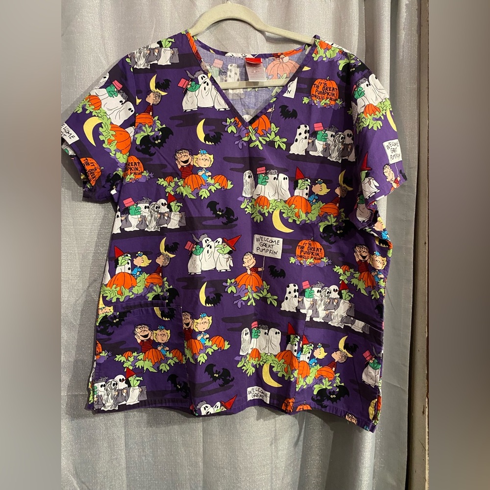 Peanuts Halloween Cartoon Scrub Top